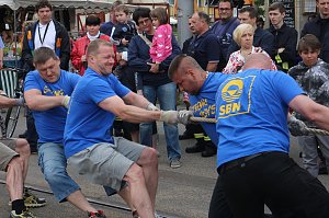 Zweites Nordh&auml;user Stra&szlig;enbahnziehen