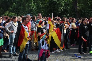 Erstes Public Viewing im Parkschloss