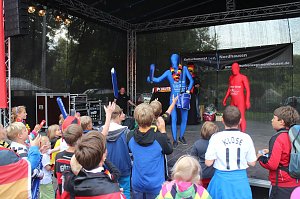 Erstes Public Viewing im Parkschloss