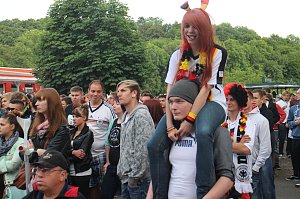 Erstes Public Viewing im Parkschloss