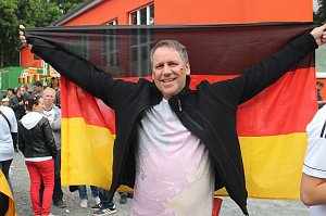Erstes Public Viewing im Parkschloss