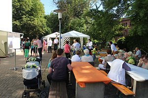 Sommerfest der VHS "Alle in einem Rhythmus"
