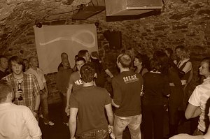 Weihnachtsparty im Amelie. NNZ-City Scout on Tour