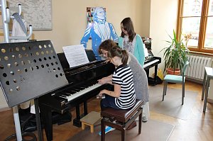 "Schr&auml;ge T&ouml;ne" in der Musikschule