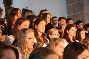Auftritt der Ch&ouml;re im Dom