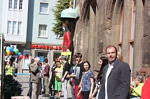 B&uuml;cherkette zum Umzug der Bibliothek