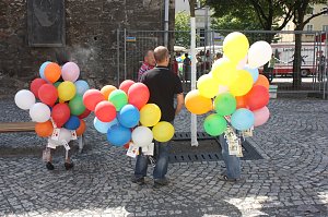 B&uuml;cherkette zum Umzug der Bibliothek