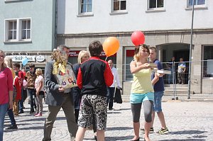 B&uuml;cherkette zum Umzug der Bibliothek