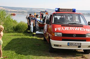 Gemeinsame Übung am Stausee