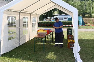 Gemeinsame Übung am Stausee