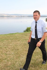 Gemeinsame Übung am Stausee