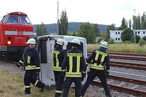 Bahn&uuml;bung