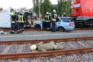 Bahn&uuml;bung