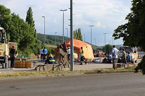 Bahn&uuml;bung