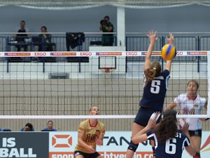 Volleyball in der Wiedigsburghalle