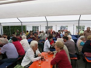 Nachbarn feierten mit der WBG