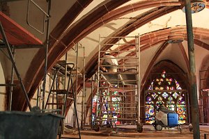 Im Innern eine Baustelle: Blasiikirche