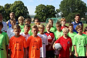 Volles Training bei der Fu&szlig;ballschule