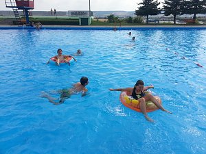 Abschlussfest im Schwimmbad