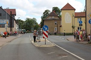 Demo &uuml;ber Bundesstra&szlig;e 4 in Greu&szlig;en gezogen