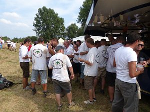Tauziehen an der Helme