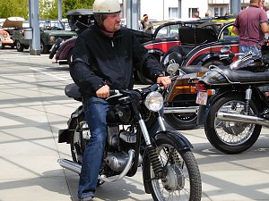 Oldtimer nach der Zuverl&auml;ssigkeitsfahrt