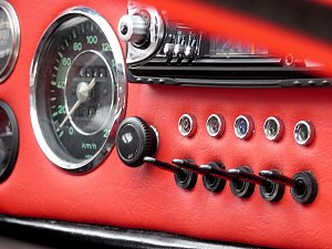 Oldtimer nach der Zuverl&auml;ssigkeitsfahrt