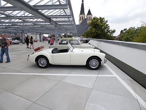 Oldtimer nach der Zuverl&auml;ssigkeitsfahrt