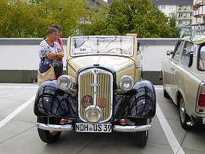 Oldtimer nach der Zuverl&auml;ssigkeitsfahrt