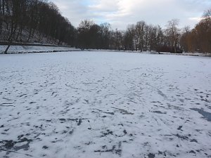 Thema Spritzeisbahn