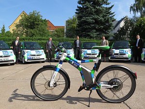 Von links: Dirk Mei&szlig;geier (EVN), Steffen Loup, Sven D&ouml;rmann (Vorst&auml;nde WBG), Andreas Peter (Gesch&auml;ftsf&uuml;hrer), Johannes Gerlach.