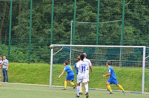 2:0-Sieg zum Einstand gegen Eisenberg