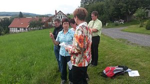 Heike Taubert im Landkreis: Heike Taubert im Gespr&auml;ch mit Elke Blanke vom BUND