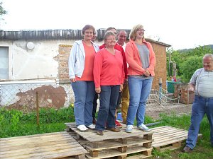 Spielenachmittag in Gartenanlage
