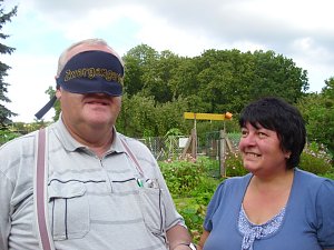 Spielenachmittag in Gartenanlage