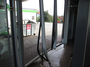 Tankstelle verw&uuml;stet