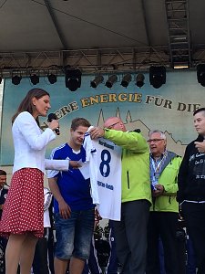 Wackers Erste auf der B&uuml;hne