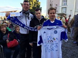Wackers Erste auf der B&uuml;hne