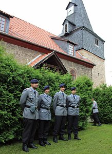 Mit Gottesdienst begonnen