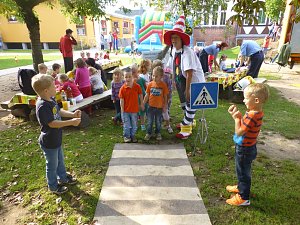 Kinder im Stra&szlig;enverkehr