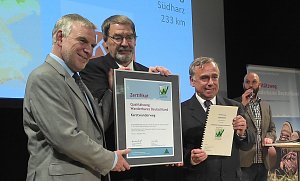 Karstwanderweg erneut zertifiziert