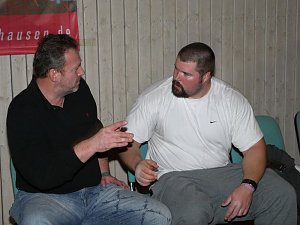 Die M&auml;nner beim Indoor