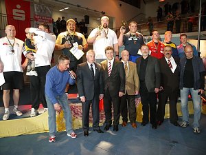 Die M&auml;nner beim Indoor