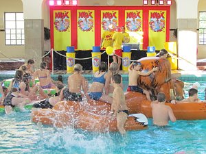 Knax-Party im Badehaus