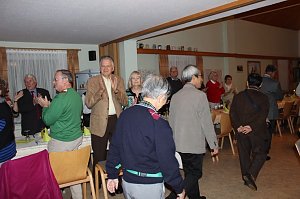 M&auml;nnerchor aus Japan begr&uuml;&szlig;t