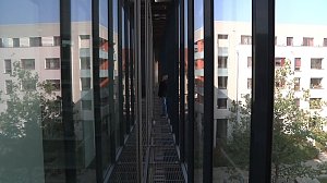 30.000 Liter Wasser wurden auf das Dach der neuen Bibliothek gepumpt