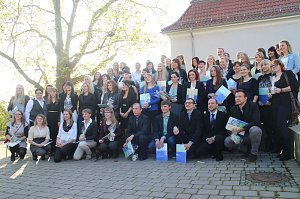 Bleiben sie sch&ouml;n akademisch