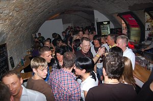 House Party im Grease am Grimmel. nnz-City Scout on Tour