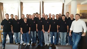 G&auml;nseschmaus in der "Kalkh&uuml;tte" als Dank f&uuml;r sportliche Leitung der Nordth&uuml;ringer Lebenshilfe.