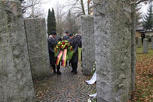 Opfer mahnen